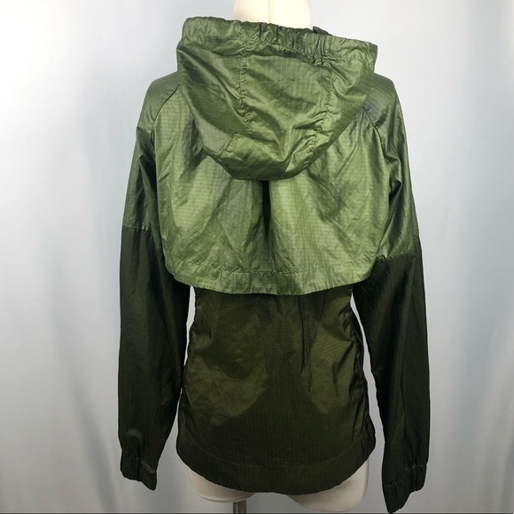 Nike NSW Green Hooded Wind Runner - Picture 4 of 7